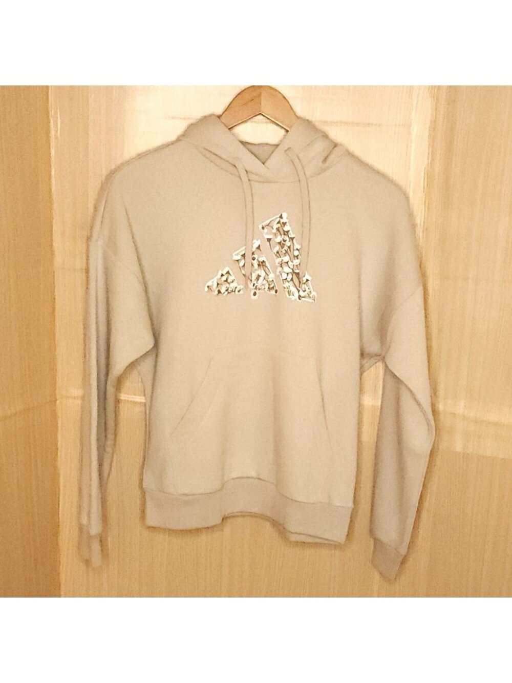 Adidas Women's New Tan Floral Long Hooded Sweatshirt Small